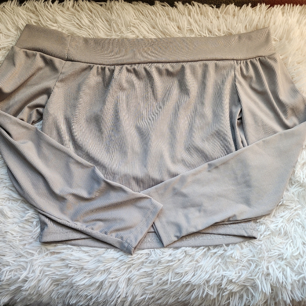 SHEIN Ribbed Gray Top - Picture 2 of 5